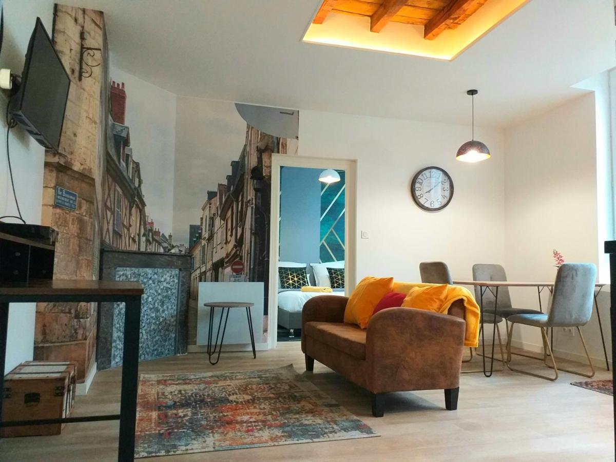 Les Volets Bleus - Deux Appartements Et Un Studio, Jardin بورج المظهر الخارجي الصورة